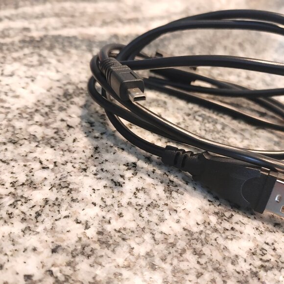 USB Cable for Nikon Coolpix AW110, L25, L26, L28, L620, L810, L820, S01 Camera - Picture 7 of 8